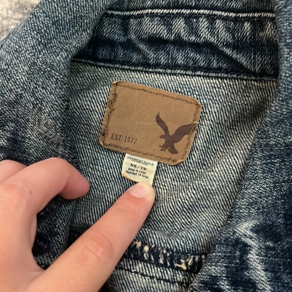 🦄 Jean jacket - Picture 2 of 4